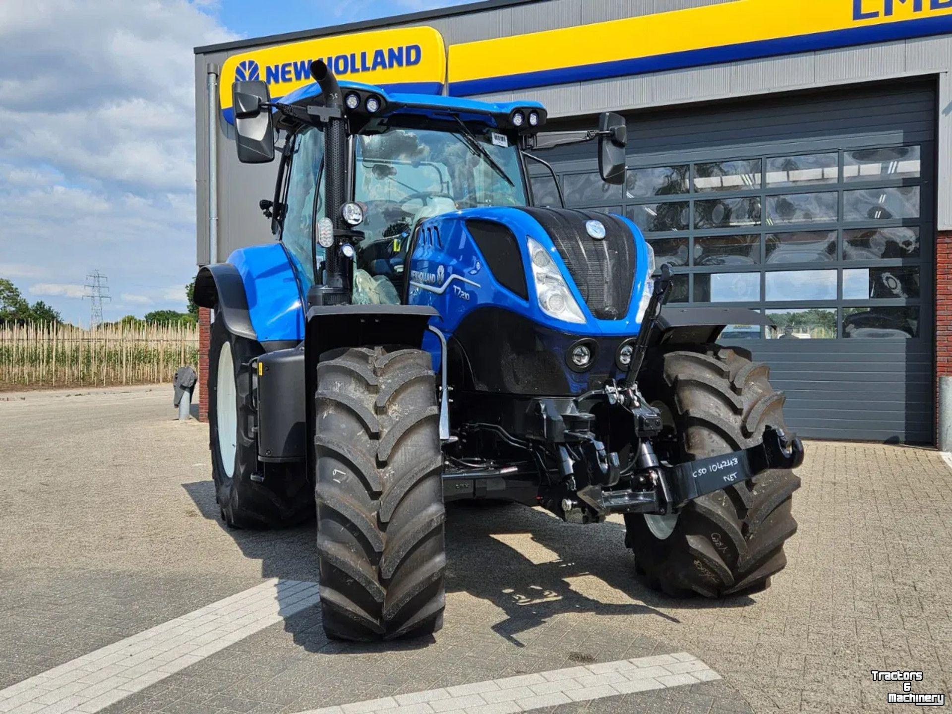 Schlepper / Traktor New Holland T7.210 Range command 50 km/h