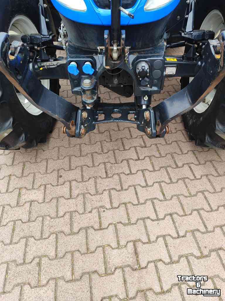 Schlepper / Traktor New Holland T5.140 AC VERKOCHT