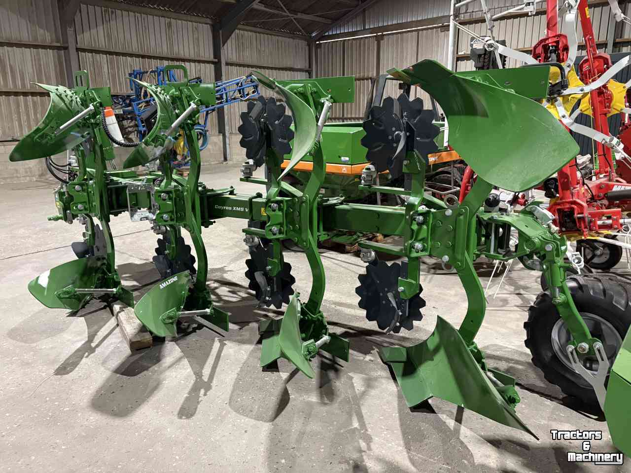 Pflüge Amazone Cayros XMS950-V 3+1 4 schaar