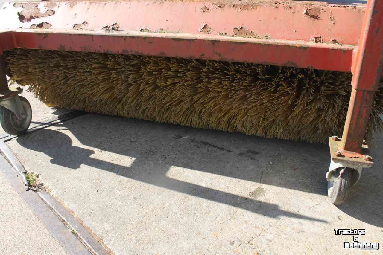 Kehrmaschine Hekamp VM205 aftakas veegmachine rolbezem rolveger