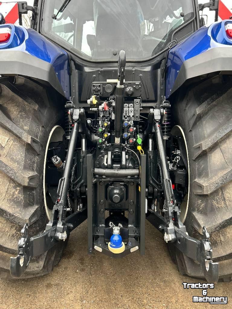 Schlepper / Traktor New Holland T7.245 Auto Command PLMi
