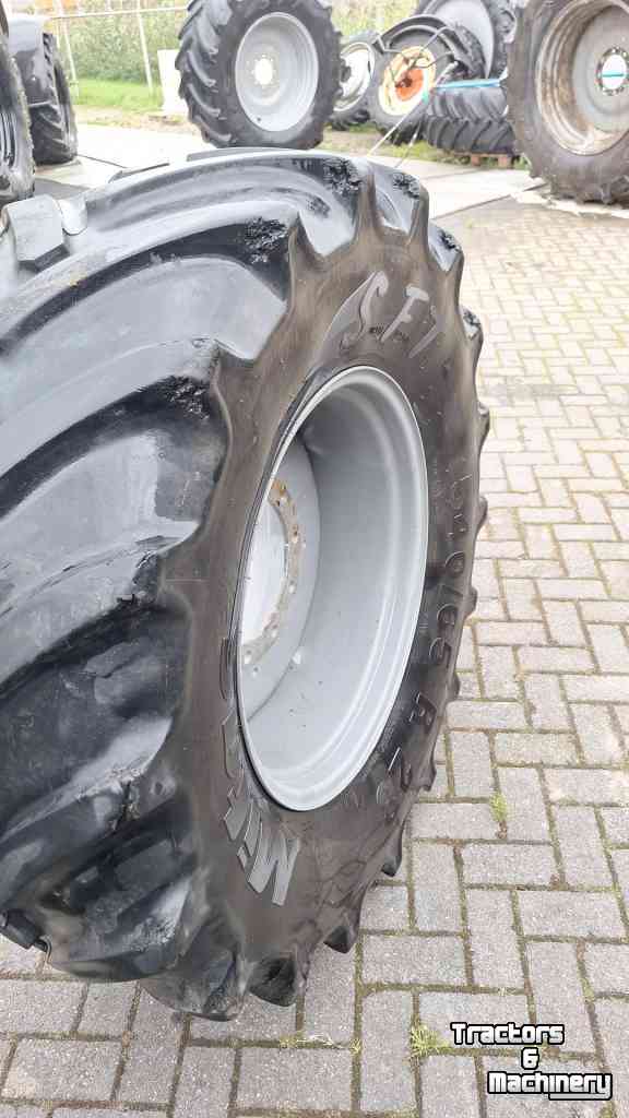 Räder, Reifen, Felgen & Distanzringe Mitas SFT 540/65R28