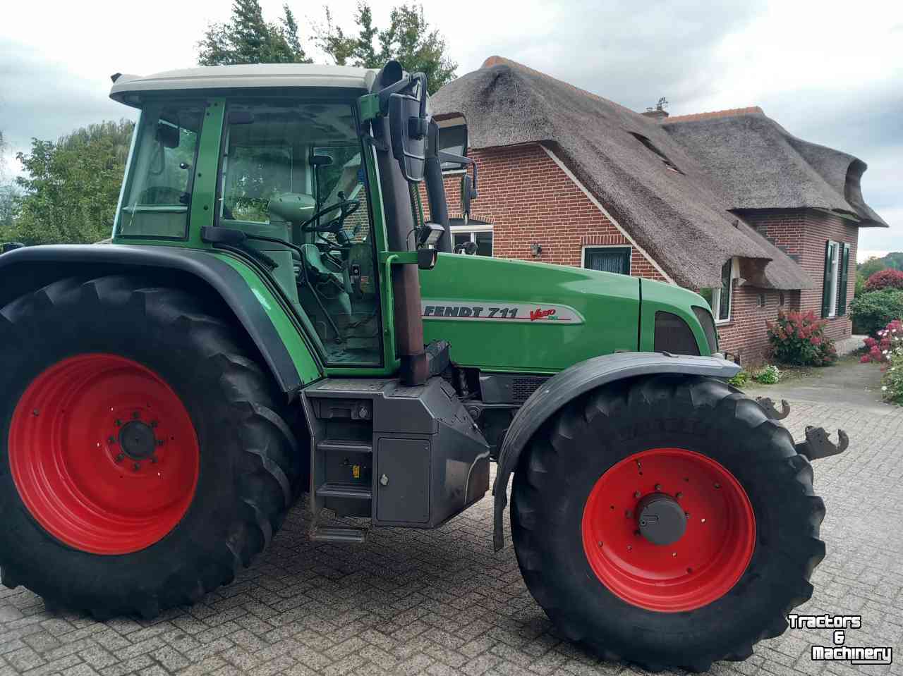 Schlepper / Traktor Fendt 711 Vario TMS