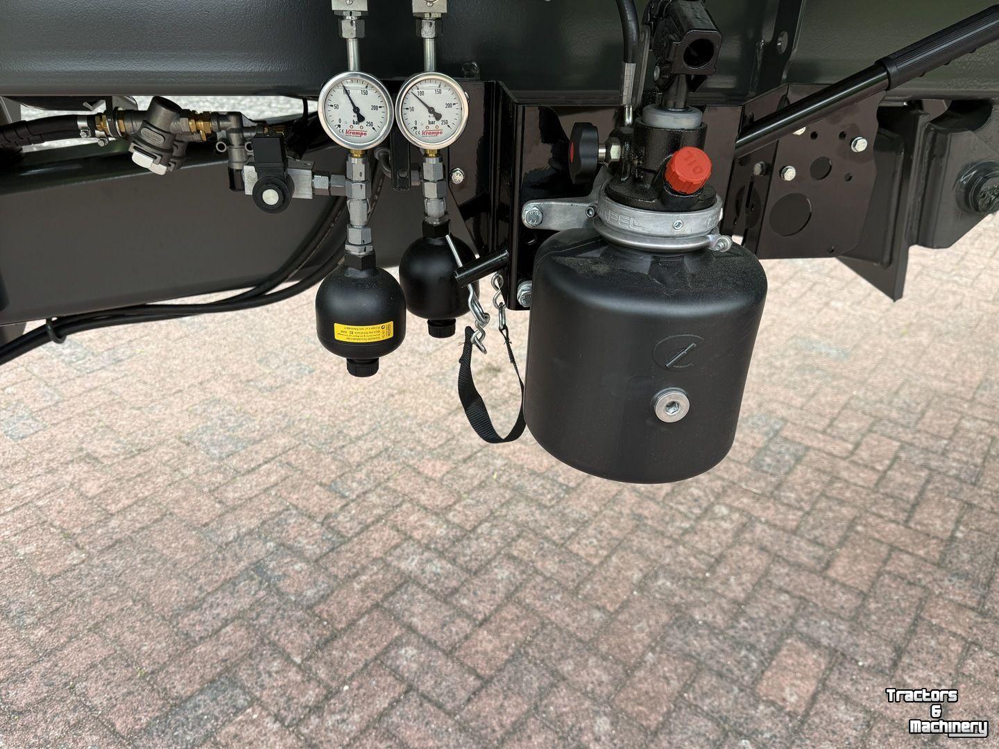 Lade- und Dosierwagen Krampe Radium 830 silagewagen