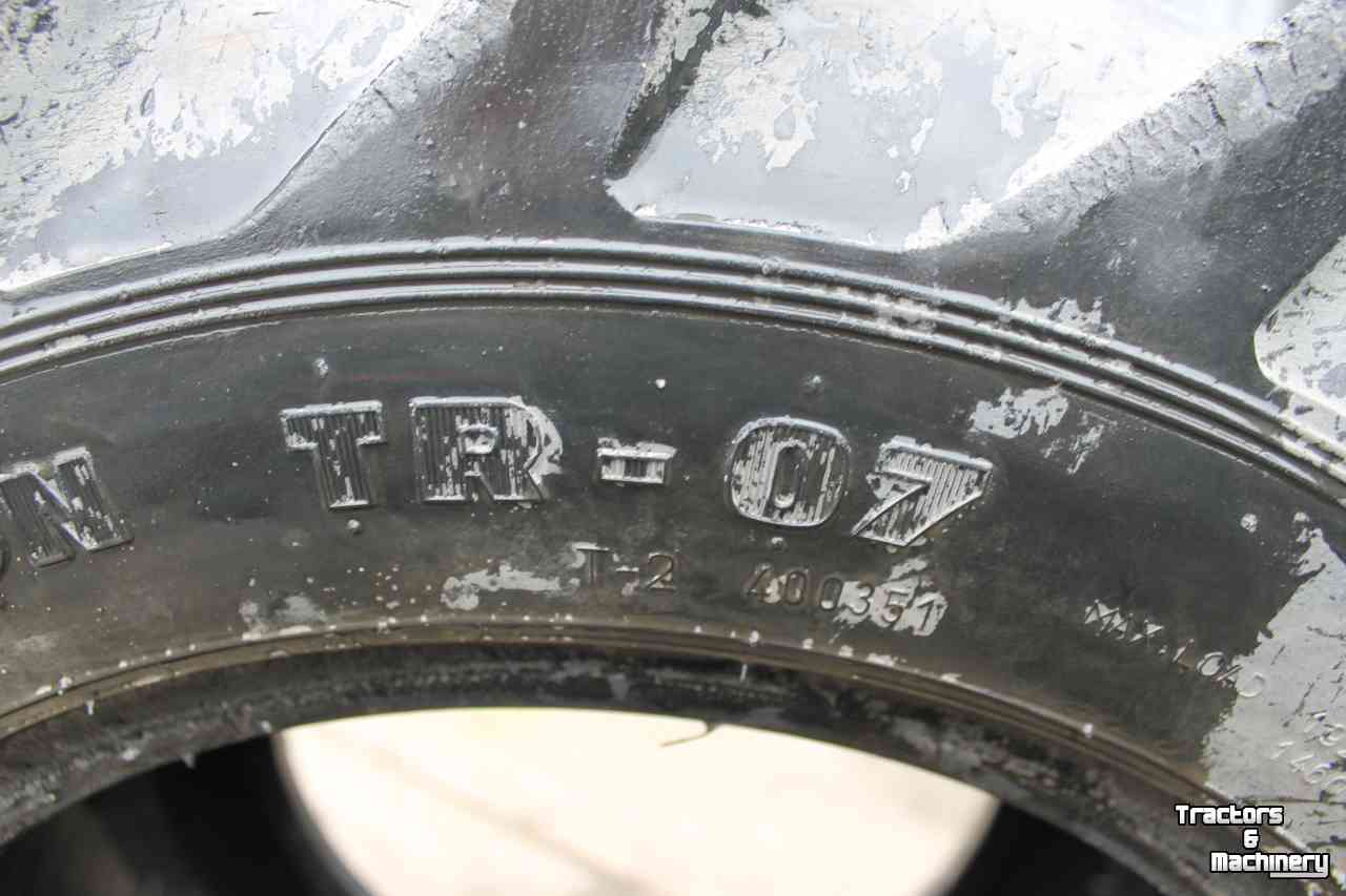 Räder, Reifen, Felgen & Distanzringe Mitas 31x15.50-15 TR07 shovelbandjes trekkerprofiel