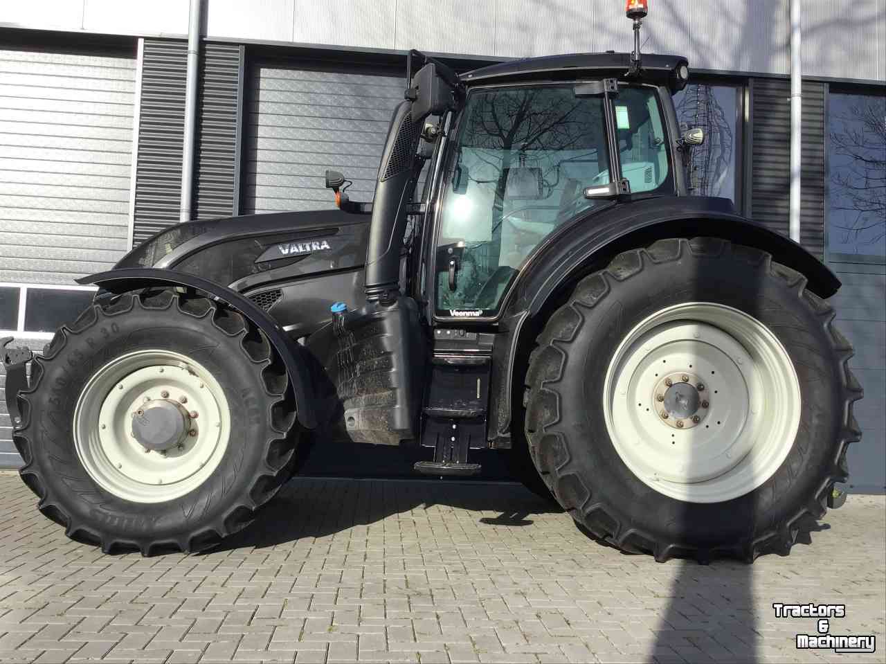 Schlepper / Traktoren Valtra T174E DIRECT