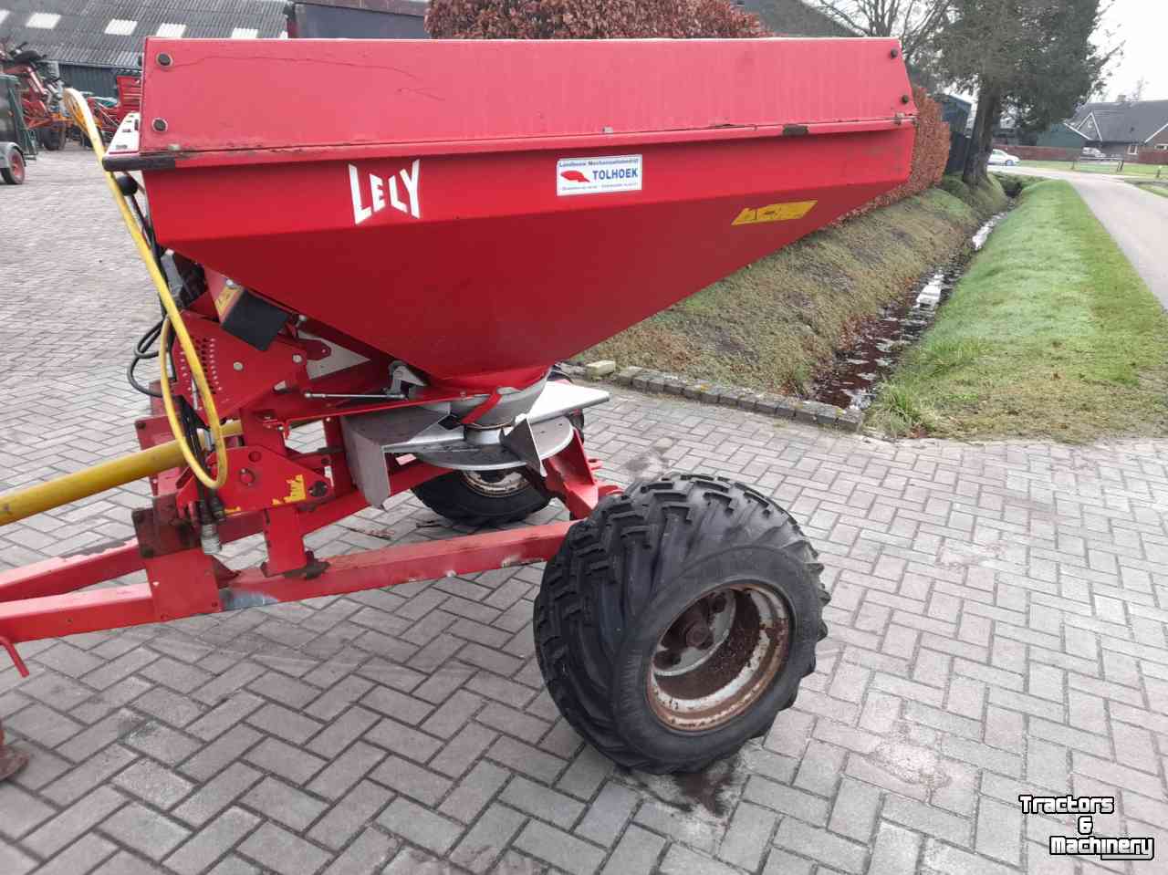 Düngerstreuer Lely Centerliner SL