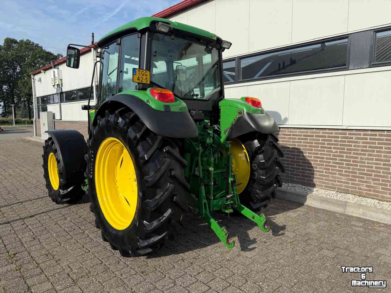 Schlepper / Traktor John Deere 6120 SE