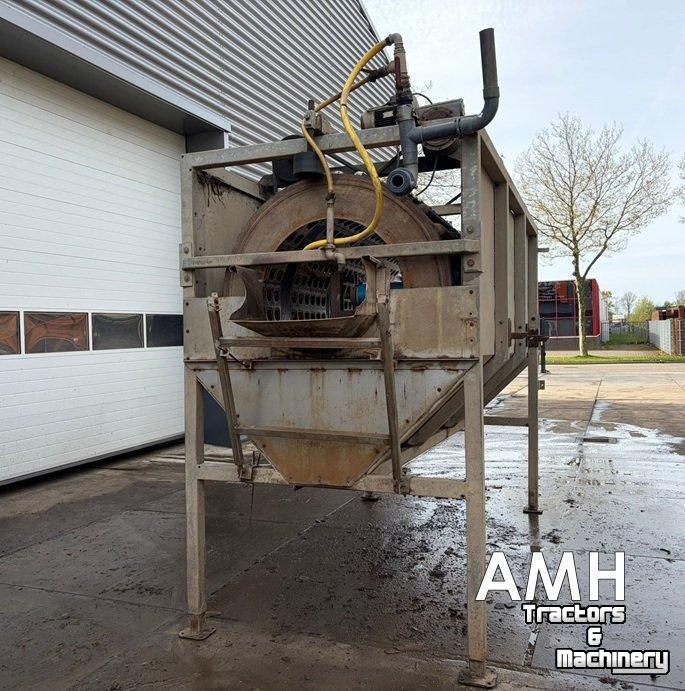 Sortiermaschine  Trommelwasmachine voor wortelen, Drum washer for carrots, Trommelwaschmaschine für Karotten