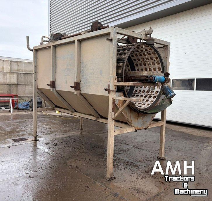 Sortiermaschine  Trommelwasmachine voor wortelen, Drum washer for carrots, Trommelwaschmaschine für Karotten