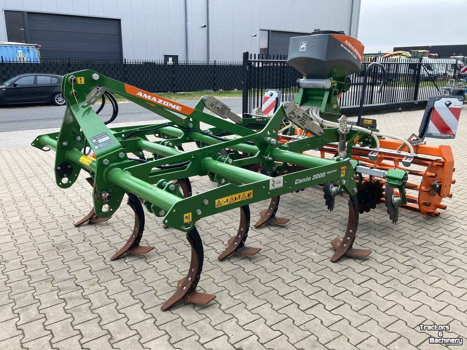 Grubber Amazone Cenio 3000 met kooirol SW 600 & GreenDrill 200-E