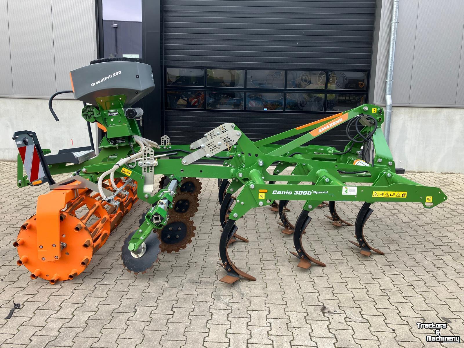 Grubber Amazone Cenio 3000 met kooirol SW 600 & GreenDrill 200-E