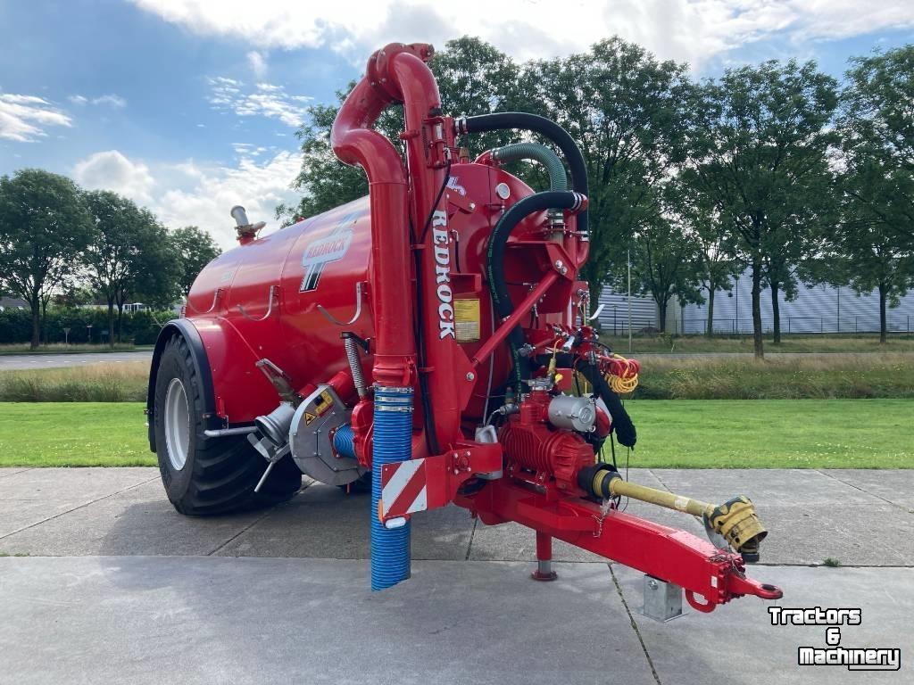 Gülletankwagen / Güllefässer Redrock Mesttank 2500