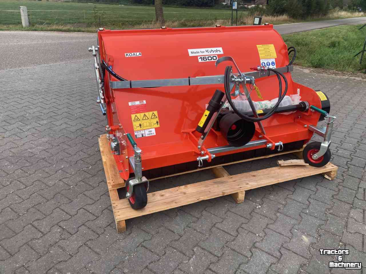 Rasenbelüfter Kubota Koala  1000 klepelmaaiers verticuteermachine leverbaar; 1000, 1200,1600