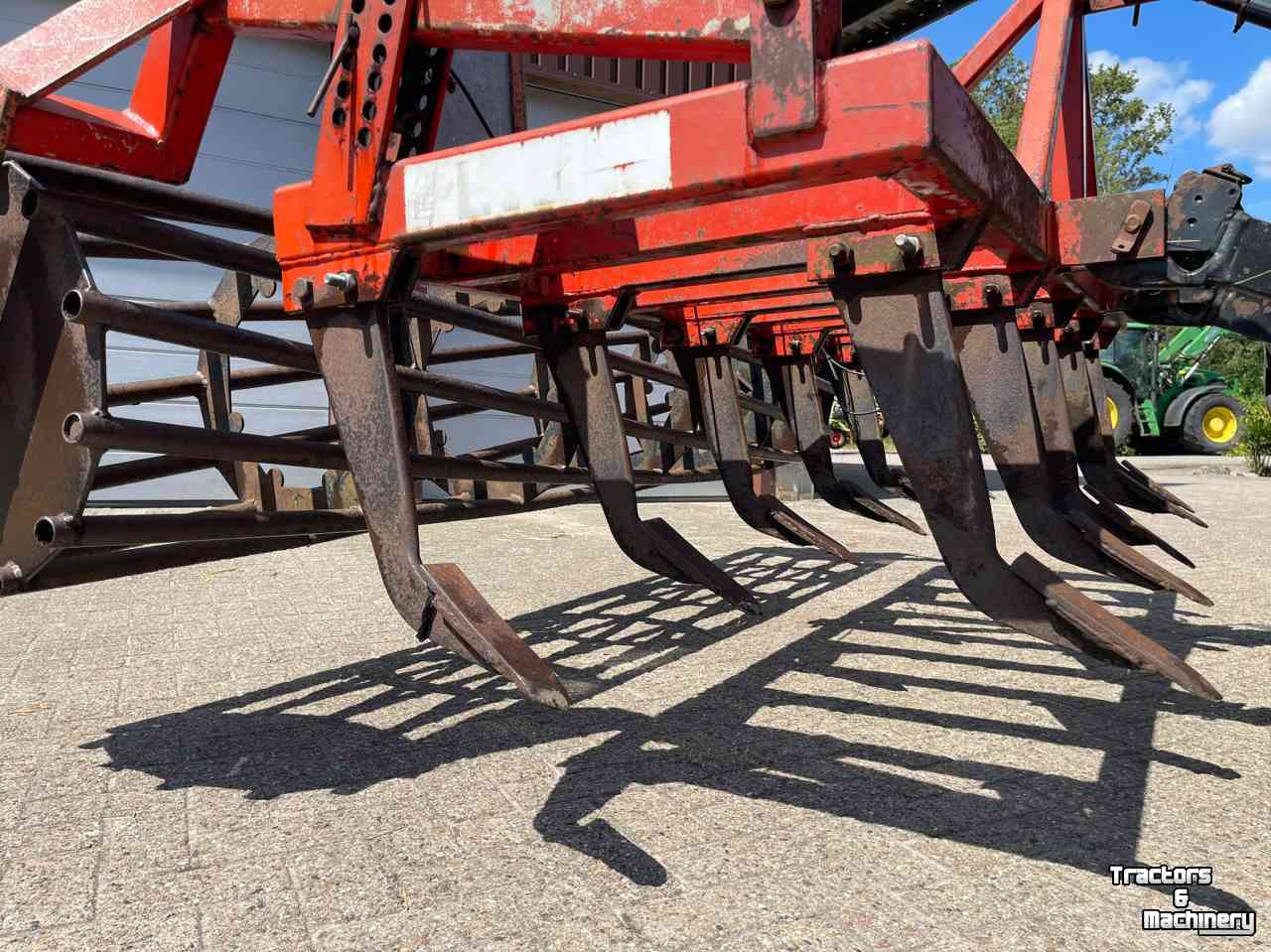 Grubber Evers Grubber mit Rohrstabwalze