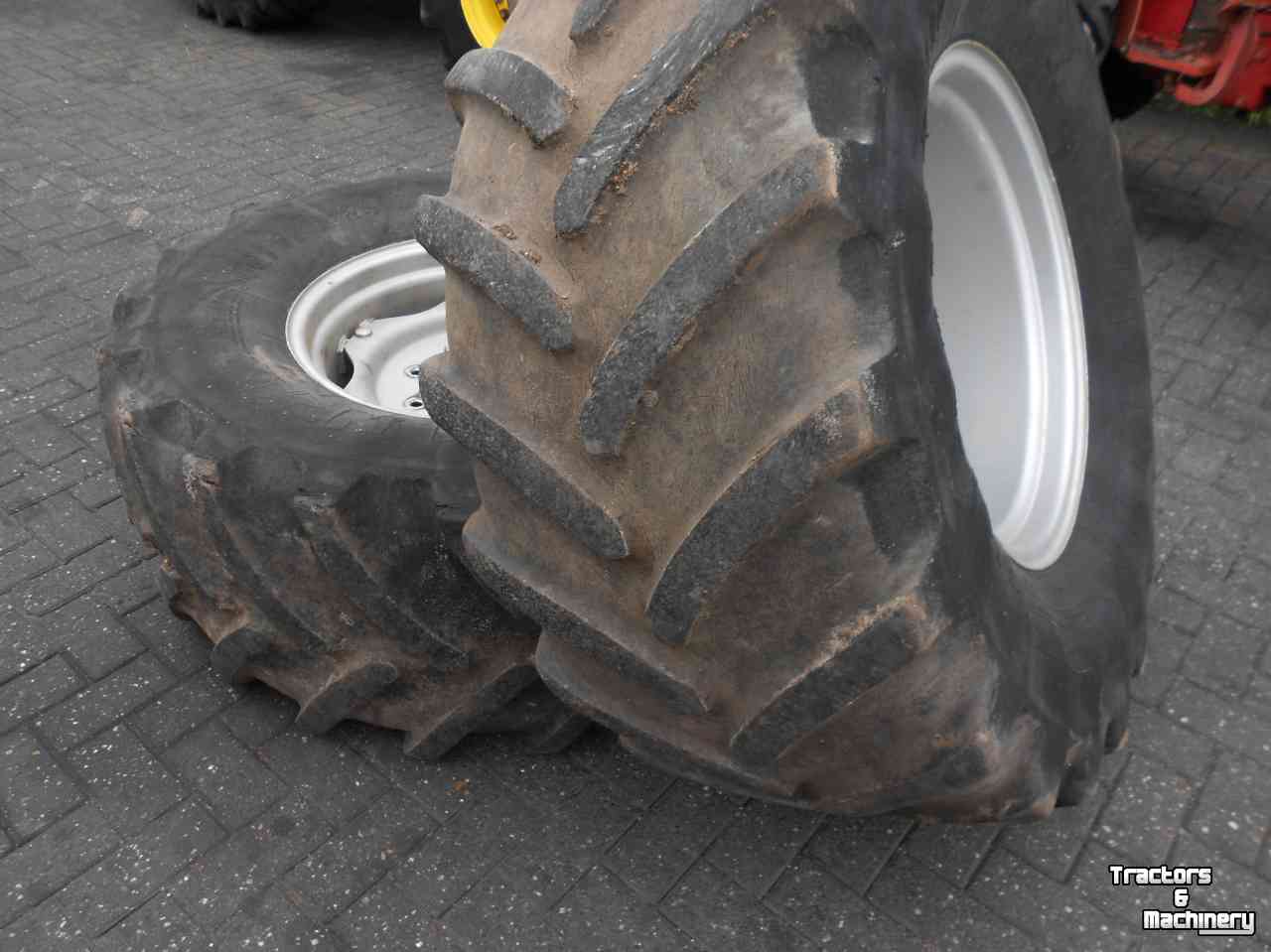 Räder, Reifen, Felgen & Distanzringe Michelin 540/65r24