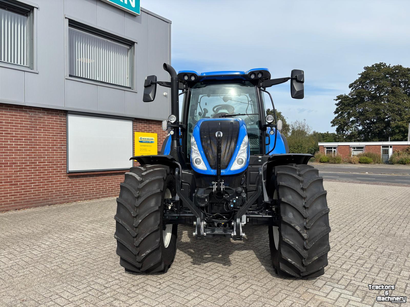 Schlepper / Traktor New Holland T6 180 AC