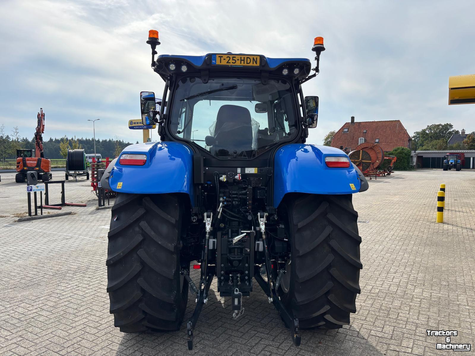 Schlepper / Traktor New Holland T6 180 AC