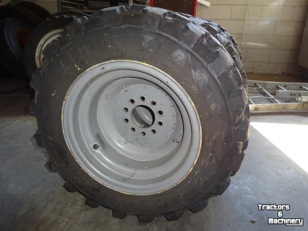Räder, Reifen, Felgen & Distanzringe Continental Set v. 4 wielen 315/55R16 MPT81