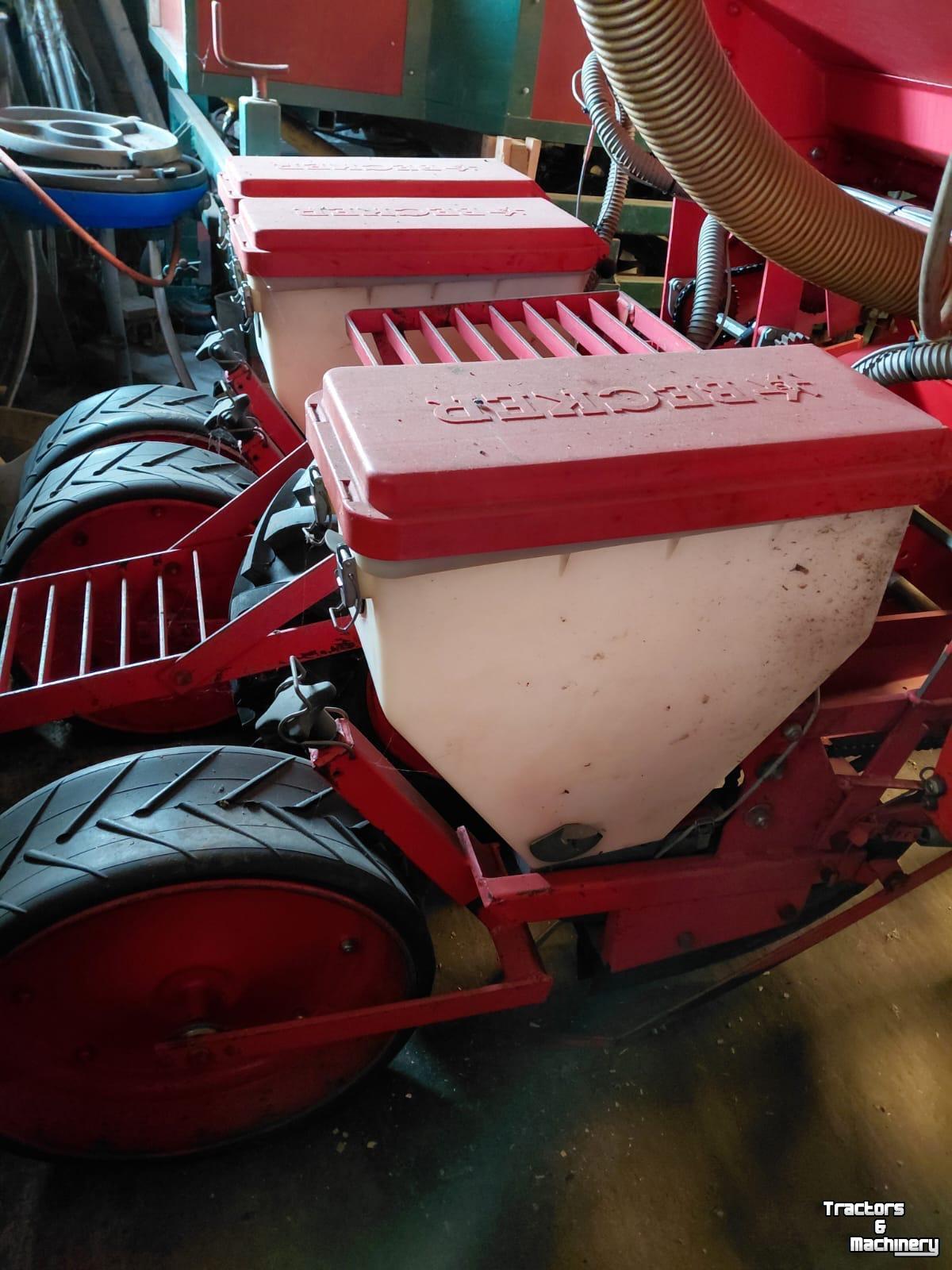 Drillmaschine Becker 6 rij maiszaaier