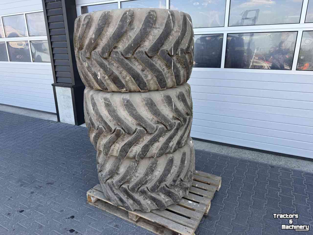Räder, Reifen, Felgen & Distanzringe  Kraanbanden 3x Alliance 650/45-22.5 banden