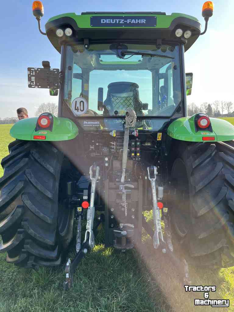 Schlepper / Traktor Deutz-Fahr 5115