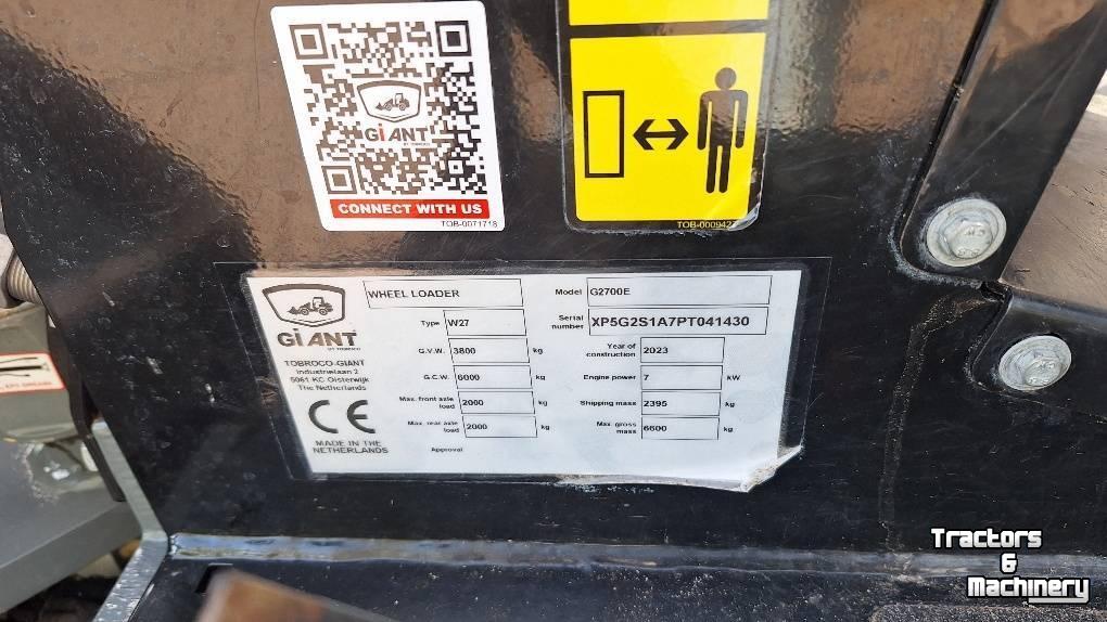 Radlader Giant G2700E