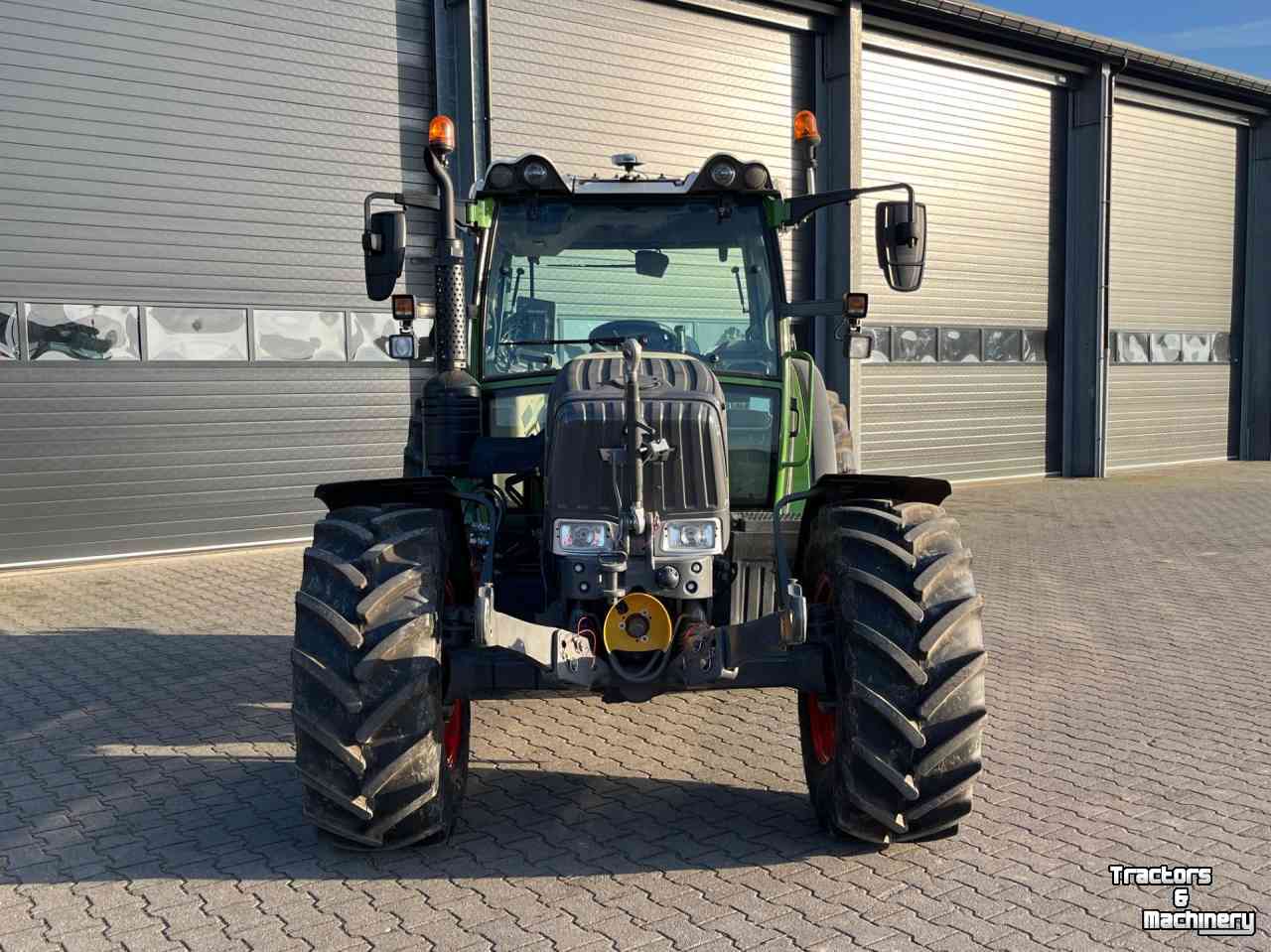 Schlepper / Traktoren Fendt 209 S