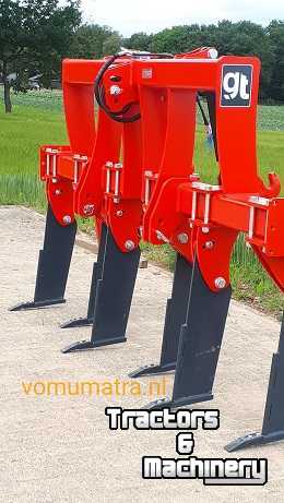 Tiefenlockerer ADV Technik Voorzetwoeler vomumatra met stand. hydr. hef