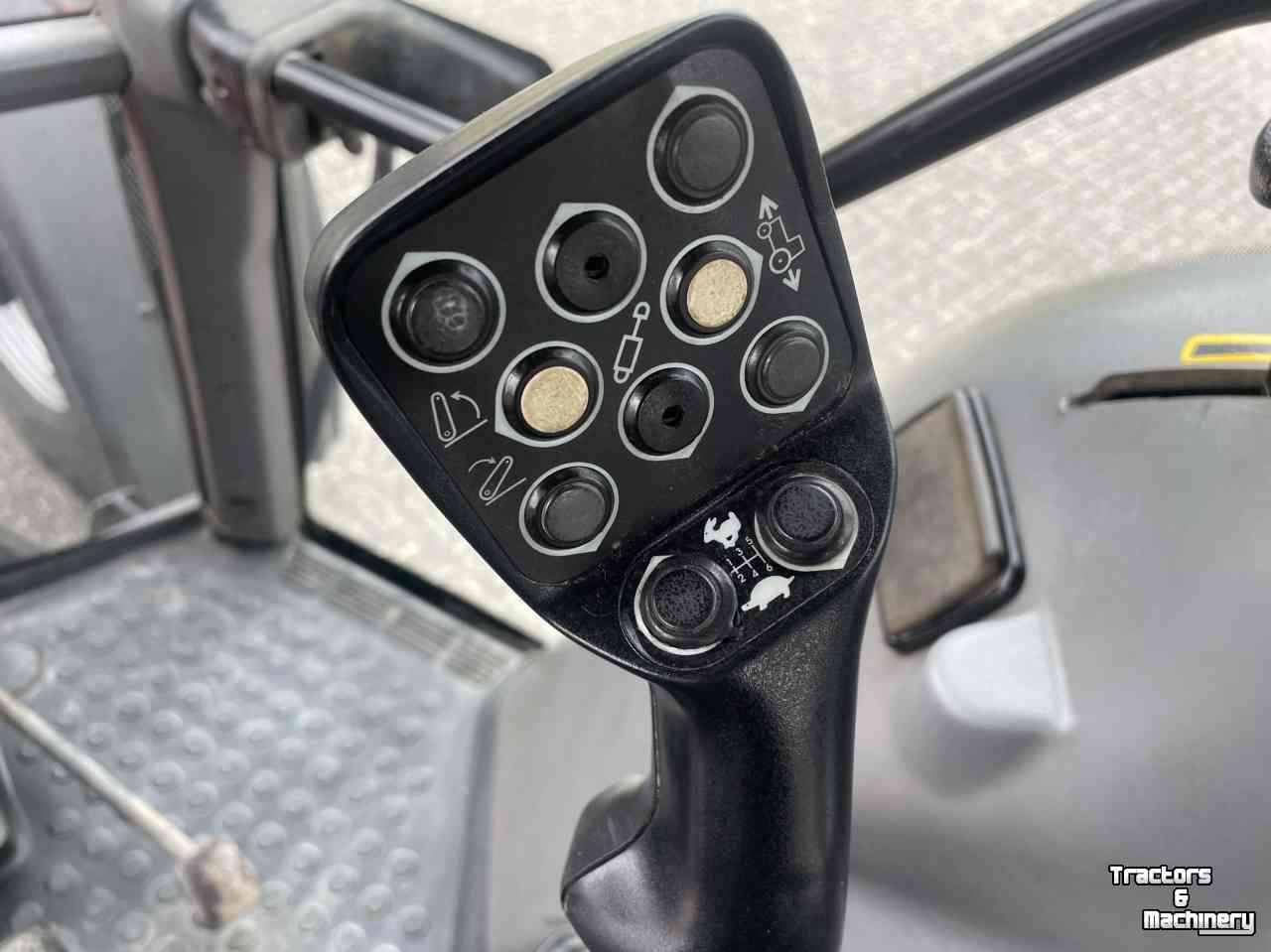 Schlepper / Traktor Case-IH CS 130 Powershift 24/24 Sisu 6 cil.turbo airco