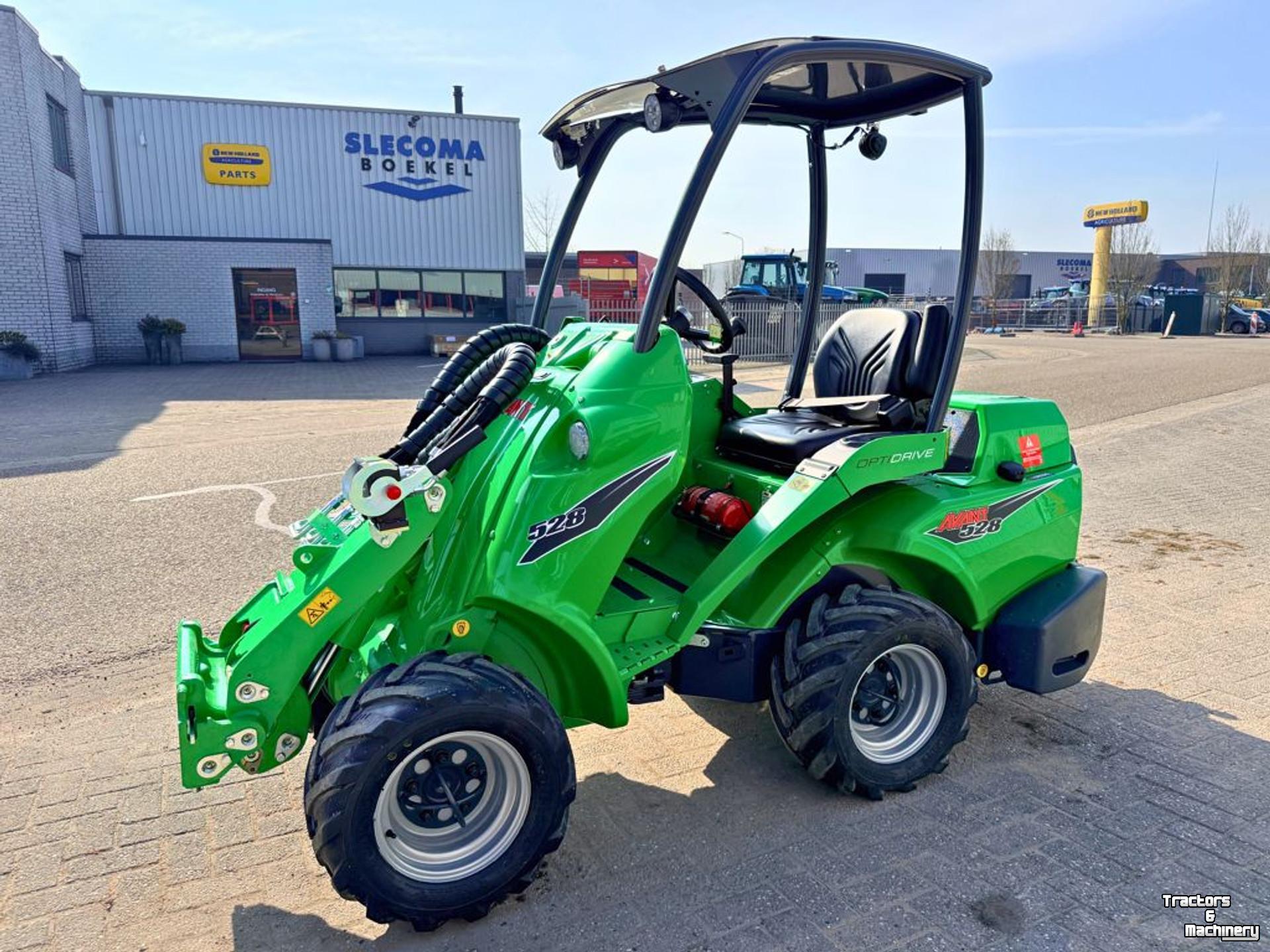 Radlader Avant 528 TDL