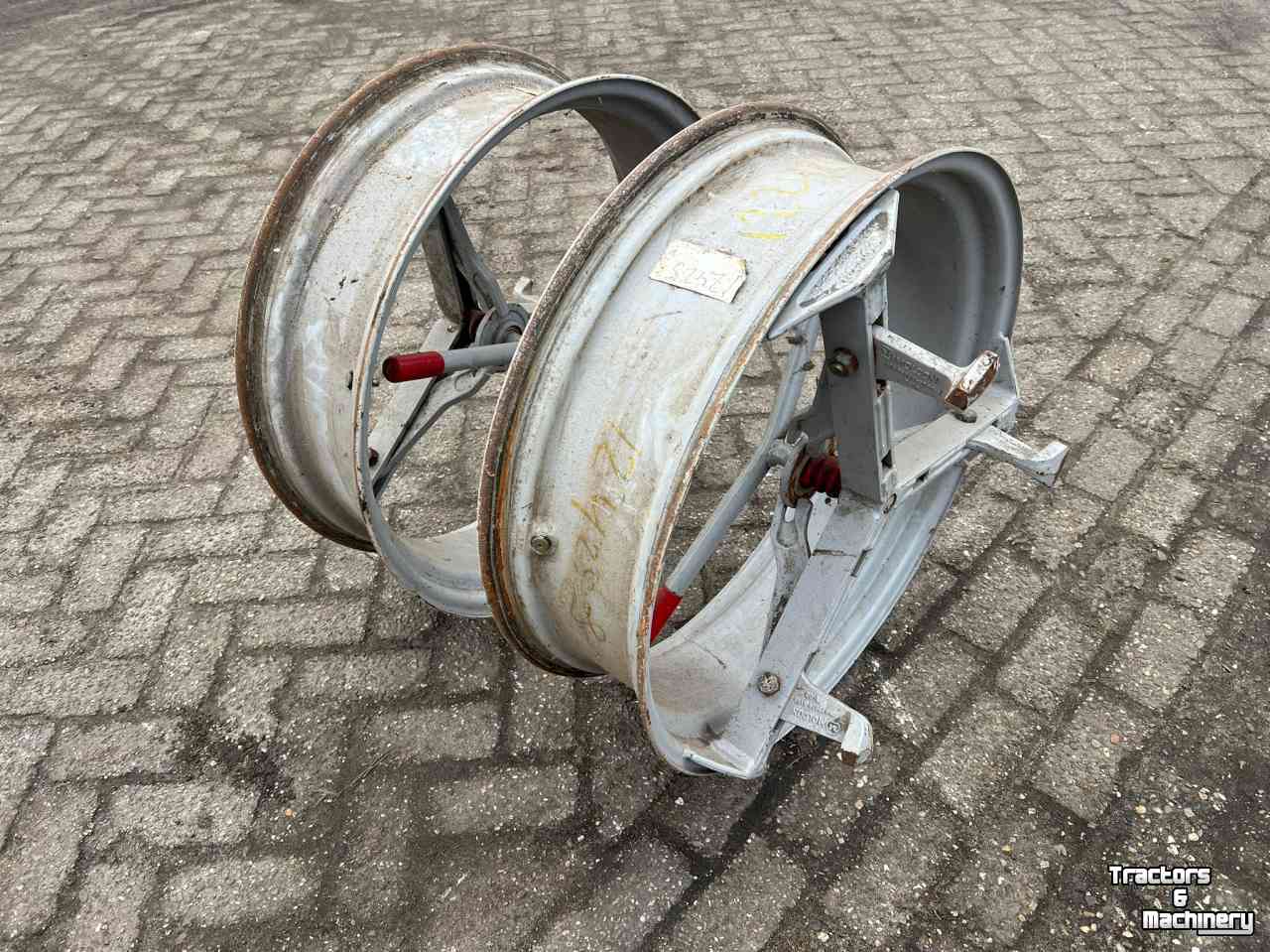 Räder, Reifen, Felgen & Distanzringe Molcon W8x28 3 ster dubbellucht