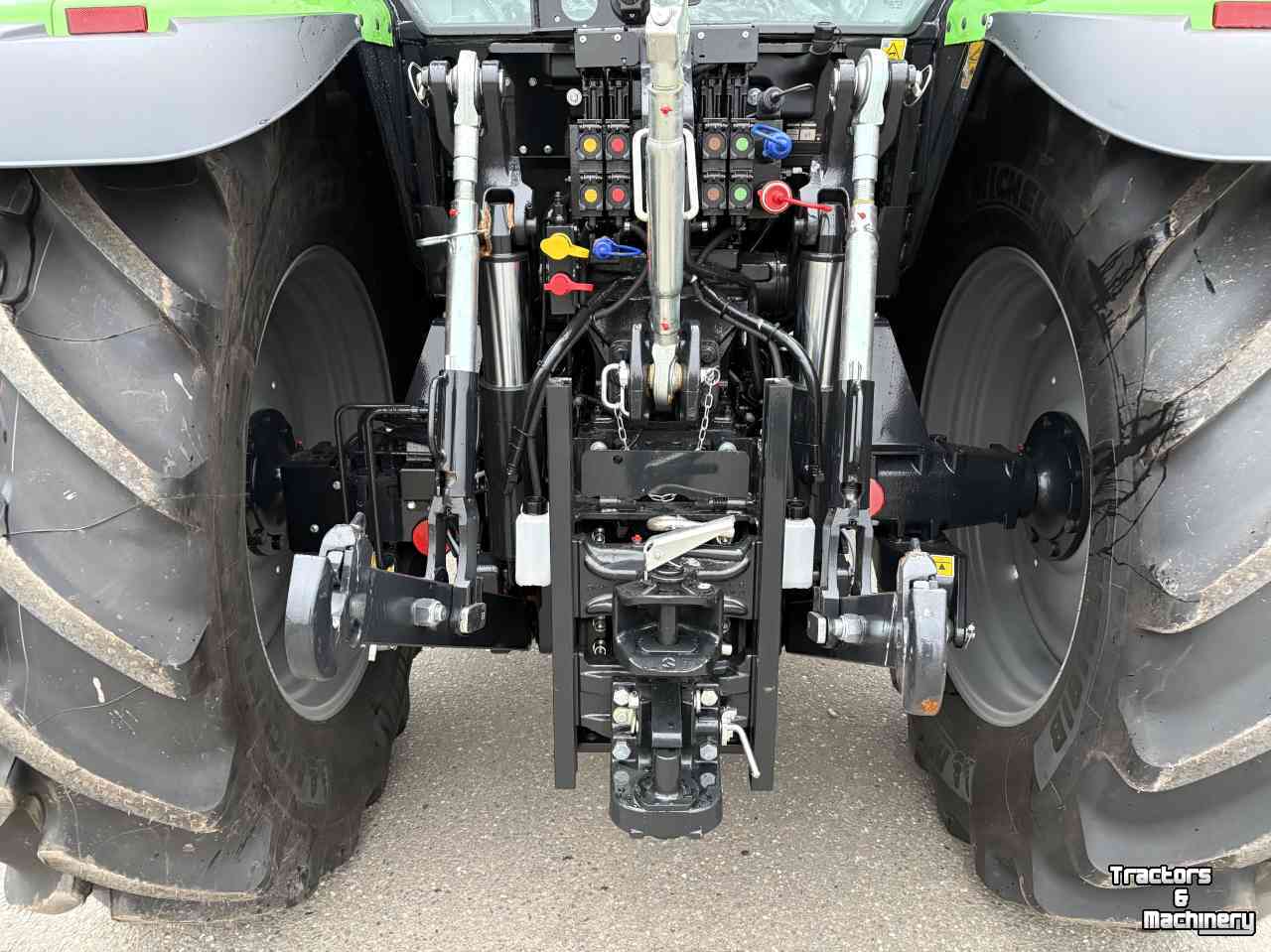 Schlepper / Traktor Deutz-Fahr 6125C TTV MY25 Diamondcare 5 jaar/10.000 uur