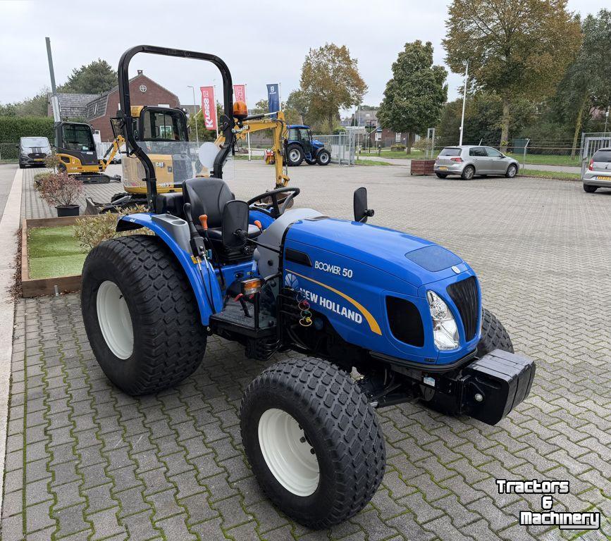 Obsttraktor New Holland Boomer 50
