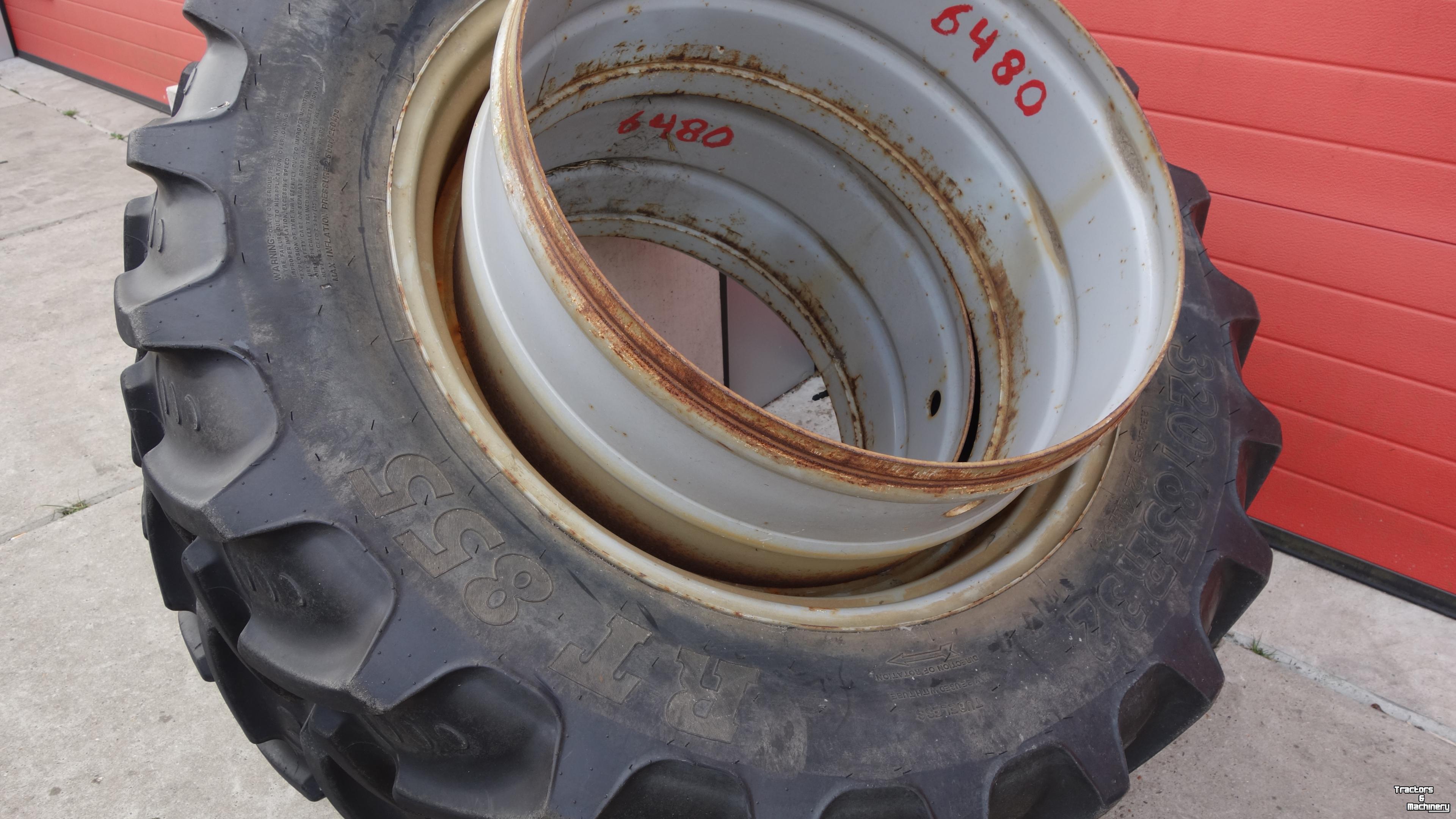 Räder, Reifen, Felgen & Distanzringe BKT Onbekend 320/85R32-28 GS DUBBELLUCHT