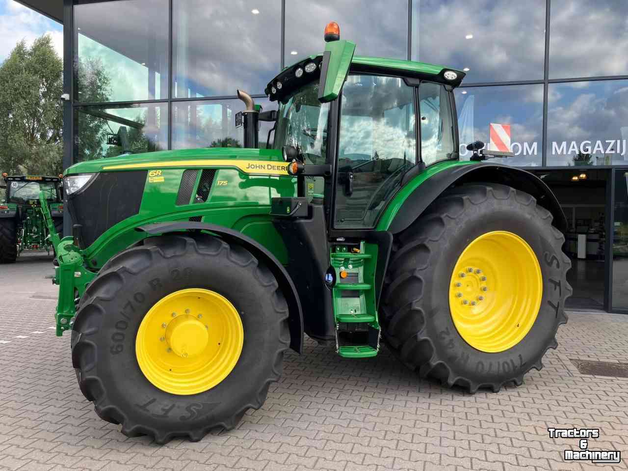 Schlepper / Traktor John Deere 6R 175