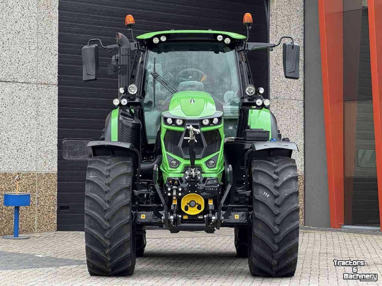 Schlepper / Traktor Deutz-Fahr Agrotron 6210 TTV vario Stage V Fronthef+pto Lucht Hydr rem GPS 1382u