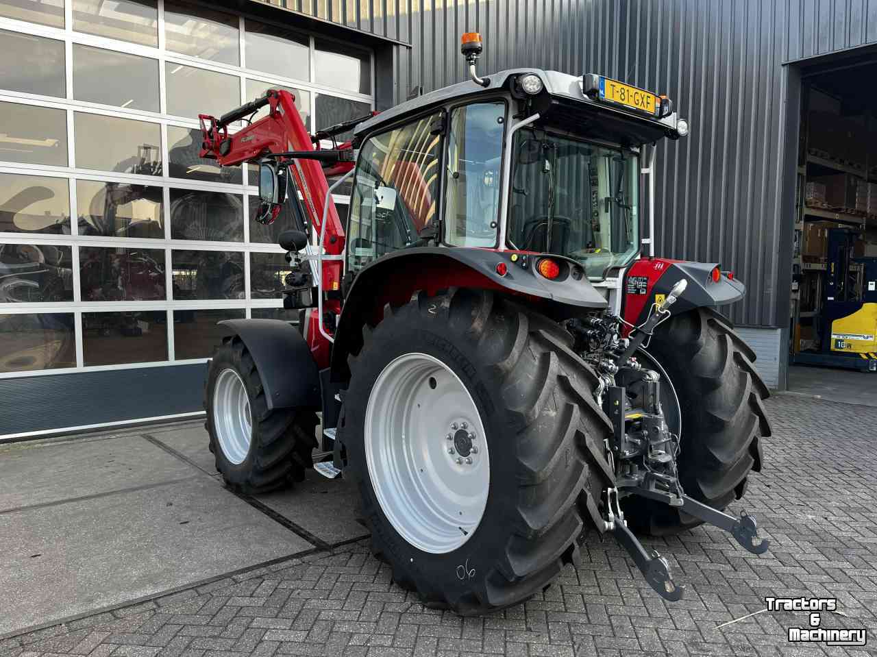 Schlepper / Traktor Massey Ferguson 5M.115 D4