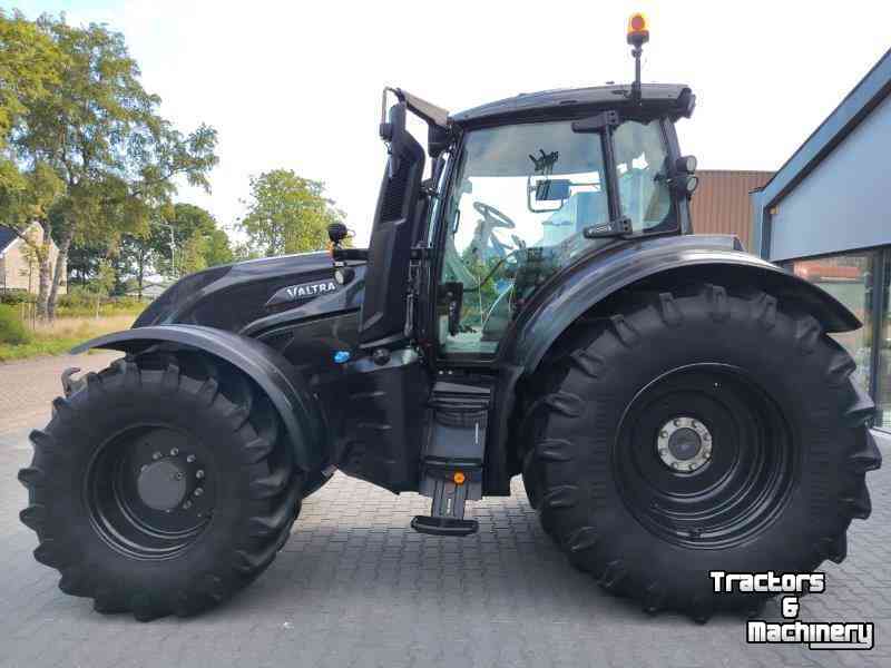 Schlepper / Traktor Valtra T174 Direct