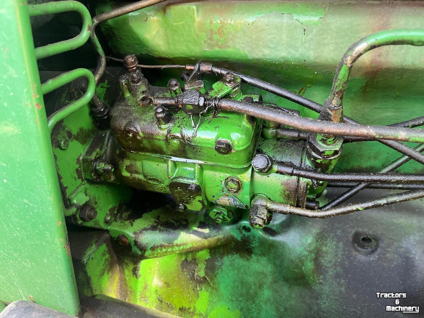 Schlepper / Traktor John Deere 3140