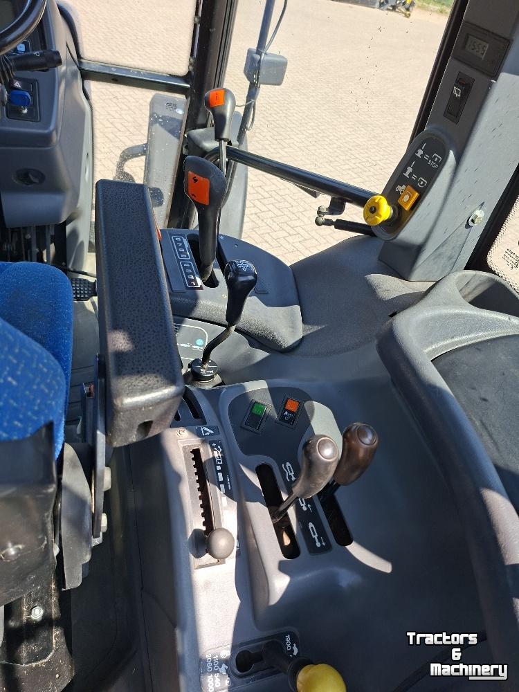Schlepper / Traktor New Holland TS90