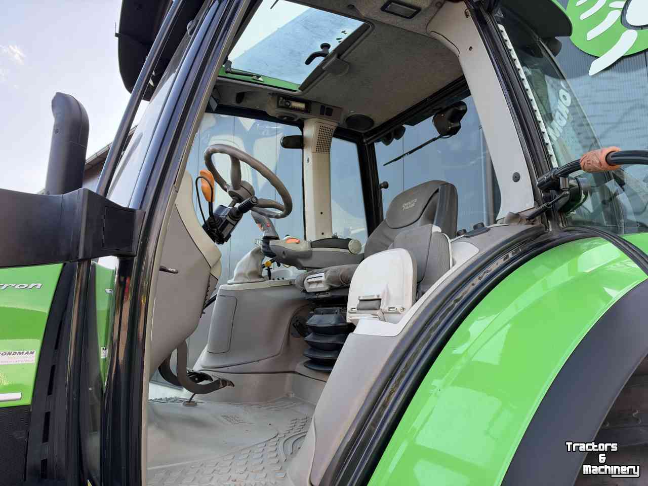 Schlepper / Traktor Deutz-Fahr Agrotron 6140.4