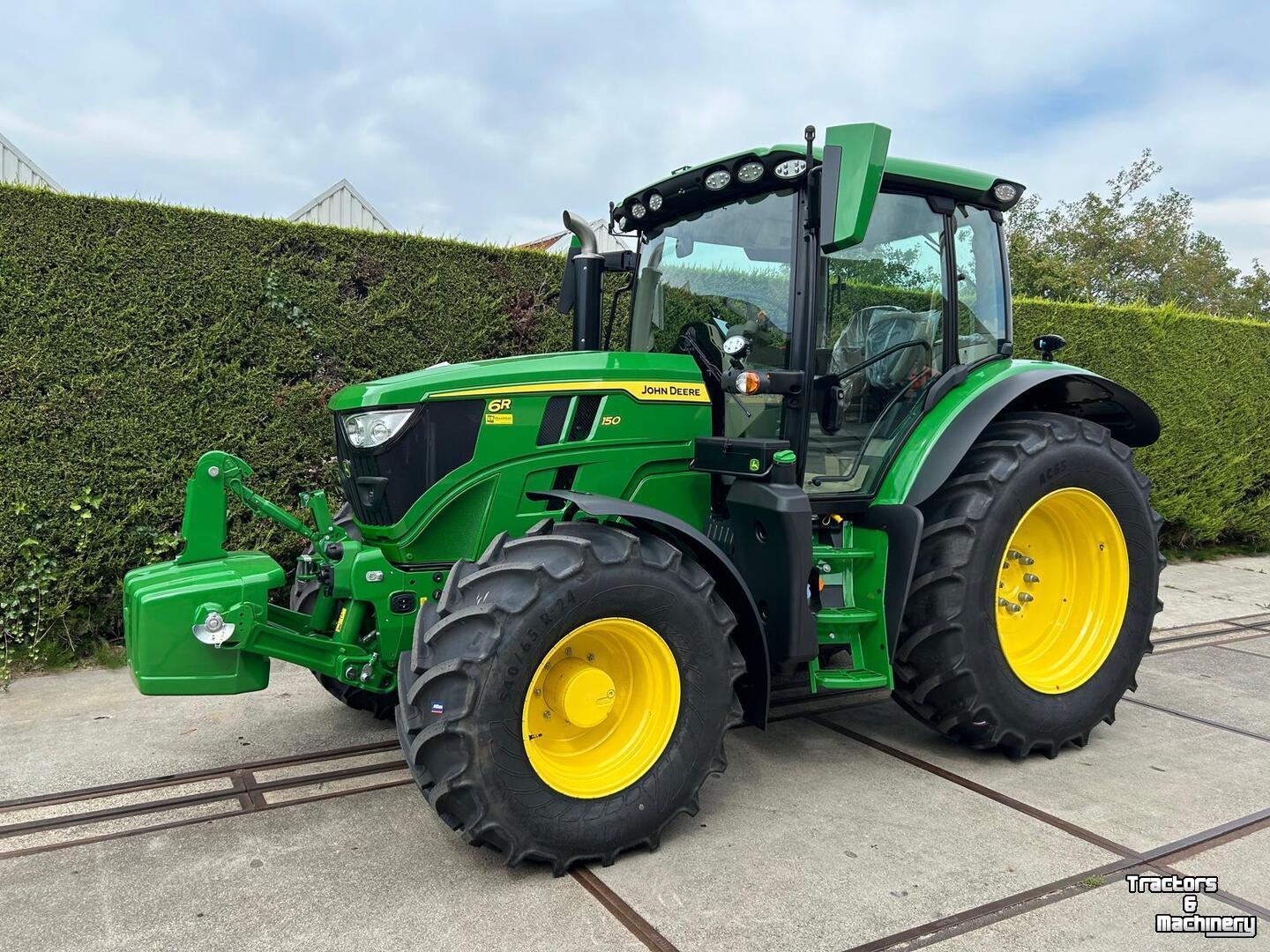 Schlepper / Traktor John Deere 6R 150
