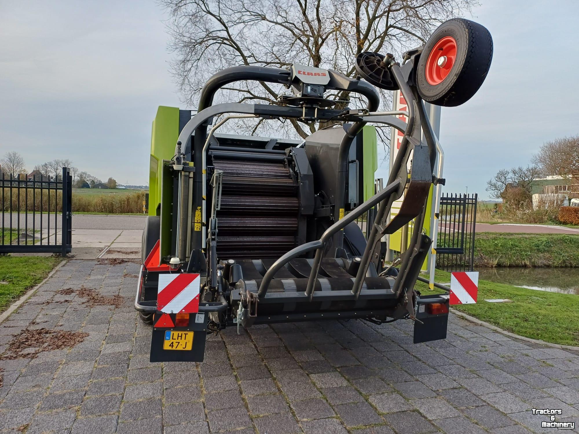 Pressen Claas Rollant 455 RC Uniwrap