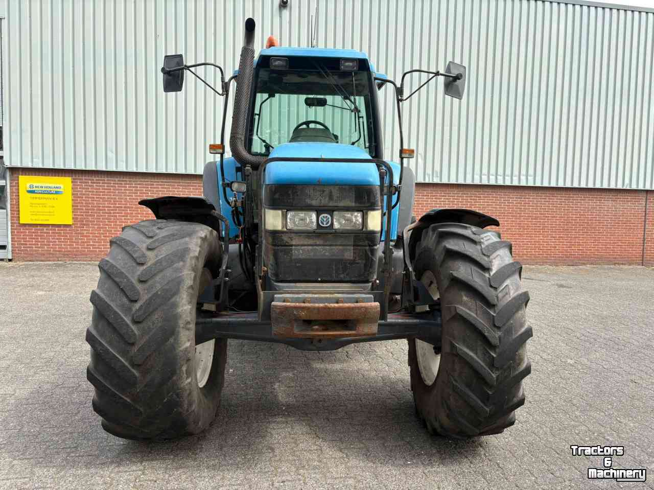 Schlepper / Traktor New Holland 8360