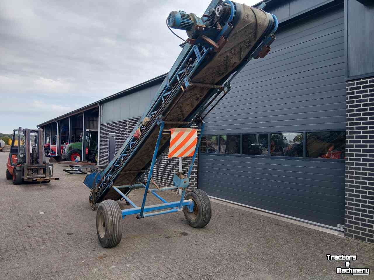 Förderband  Apollo Transportband 6 meter lang Hydr. en Elek.
