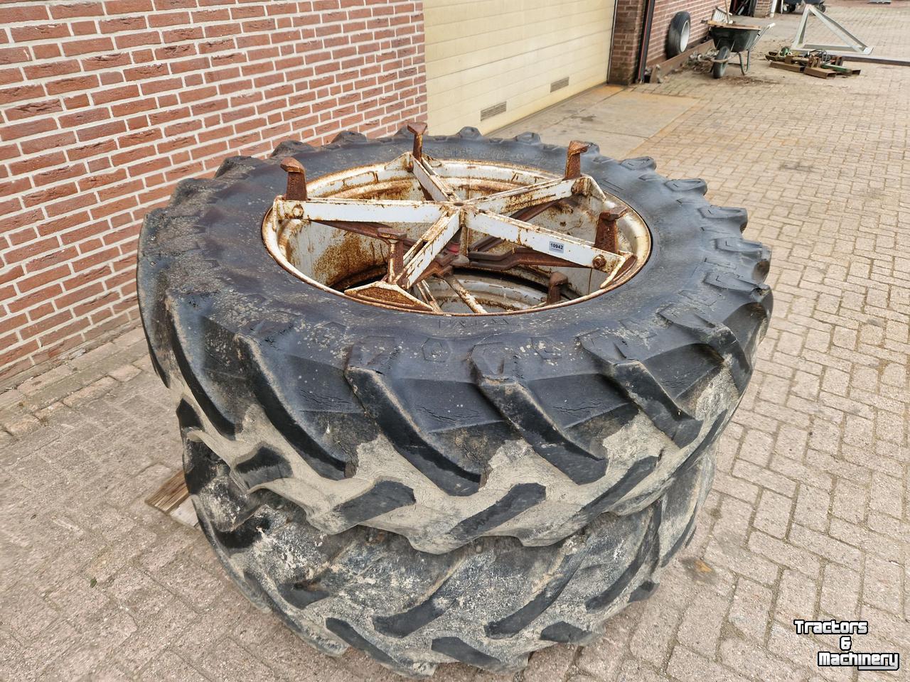 Räder, Reifen, Felgen & Distanzringe  Set dubbelluchtbanden