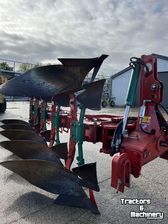Pflüge Kverneland LB100-300