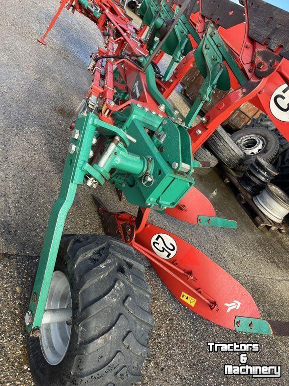 Pflüge Kverneland LB100-300
