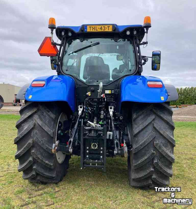 Schlepper / Traktoren New Holland T 7.225 AC Tractor